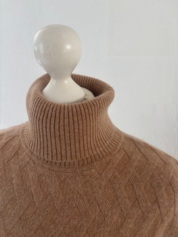 roulé torsades 100% cachemire de dos