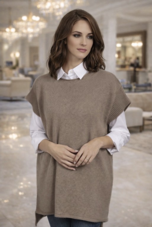 coloris taupe Pull sans manche oversize 100% cachemire Mongolie