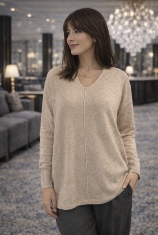 coloris beige chiaro Pull col V oversize 100% cachemire Mongolie